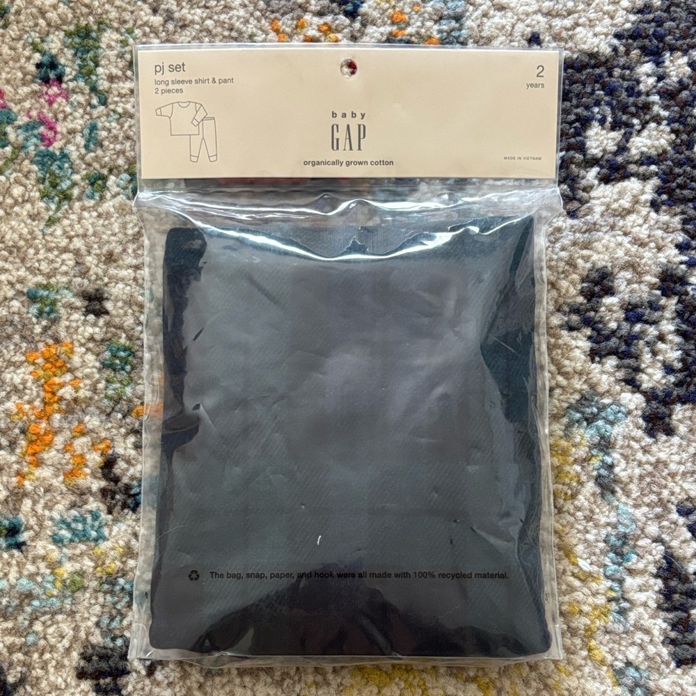 🆕 NWT GAP Dark Blue & Dark Green Plaid Pajama Set Sz 2T - Picture 2 of 2